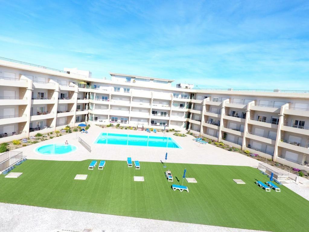 Apartamento Em Quinta Da Barracuda Albufeira Exterior foto